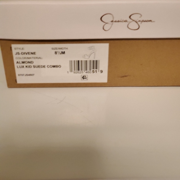 Jessica Simpson open toe heels - Picture 5 of 5